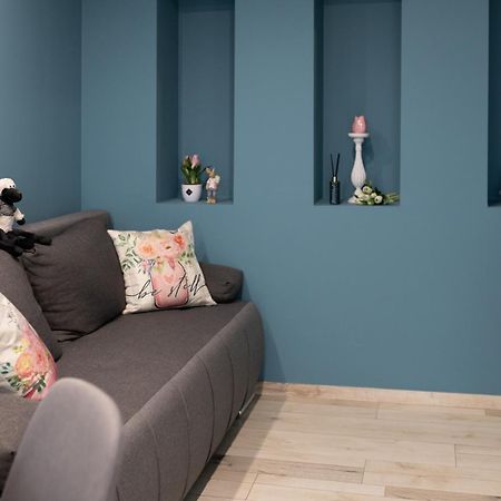 Hellowine Apartman 埃格尔 外观 照片