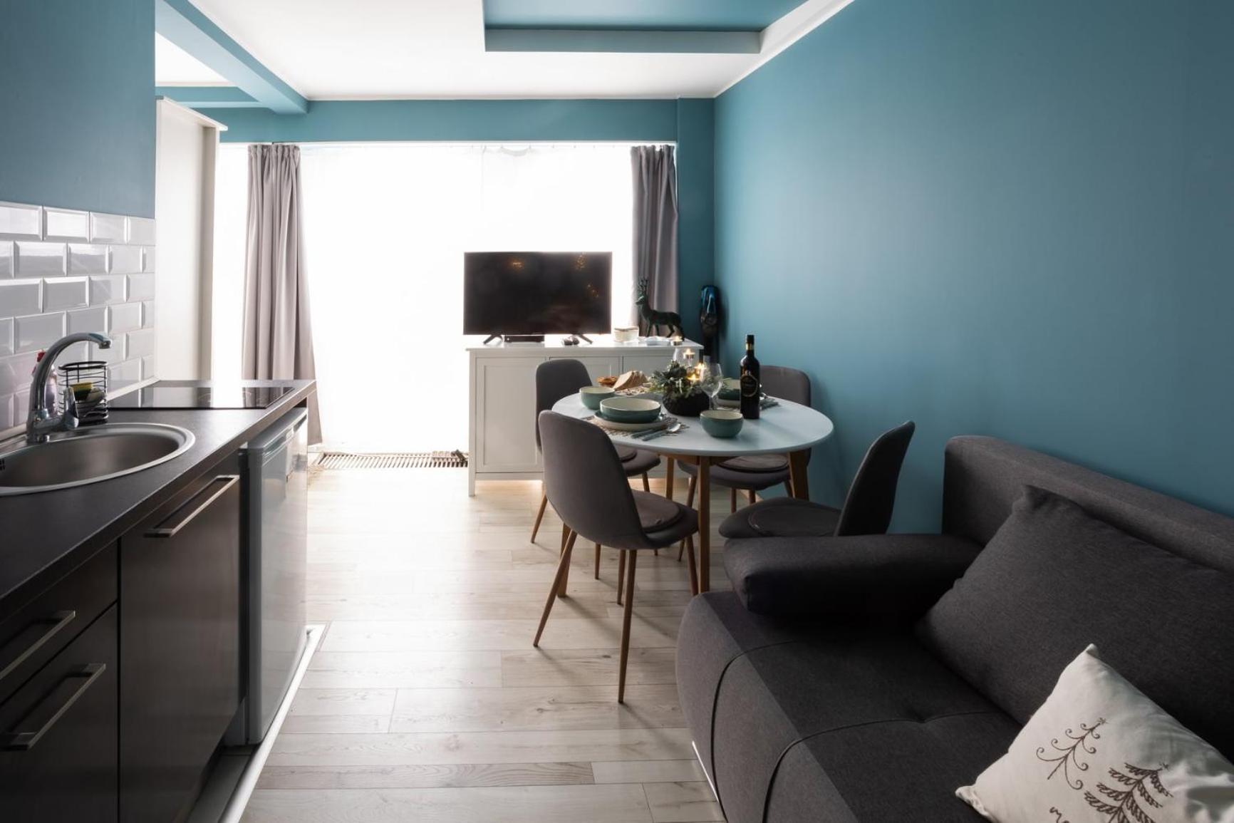 Hellowine Apartman 埃格尔 外观 照片