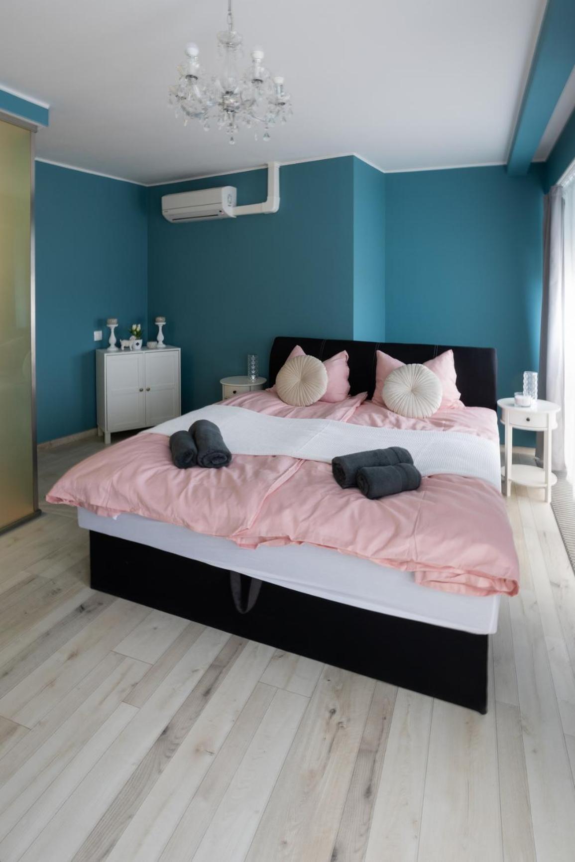 Hellowine Apartman 埃格尔 外观 照片